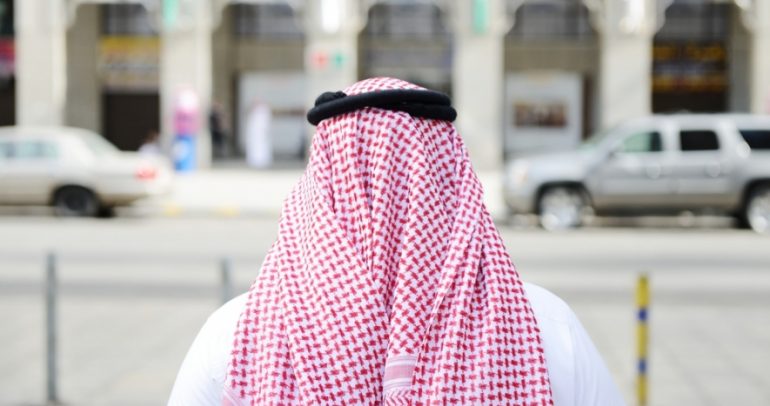 المرور السعودي يبدأ بحجز السيارات.. انتبهوا من هذه المخالفة !